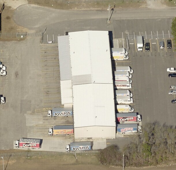 More Photos Of 7871 Schillinger Park, Mobile Light Distribution For Sale