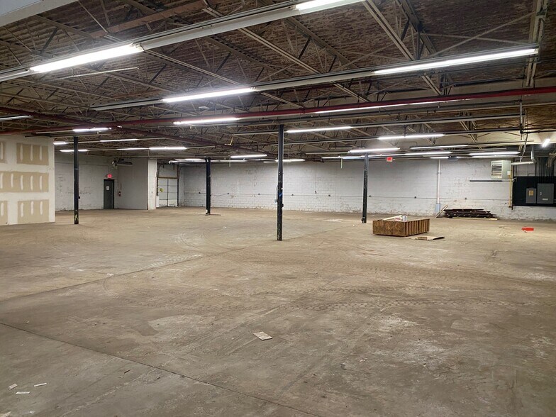 More Photos Of 9 Forrestal St, Lewiston Warehouse For Sale