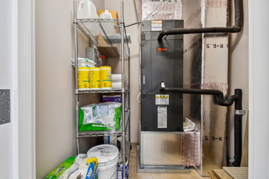 More Photos Of 8258 118th Ave N, Largo Medical For Sale