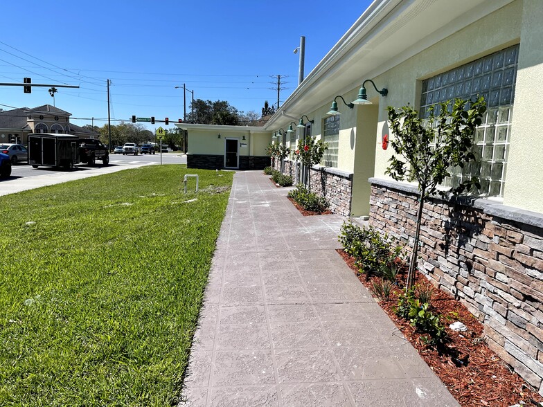 More Photos Of 20 E Melbourne Ave, Melbourne Medical For Lease