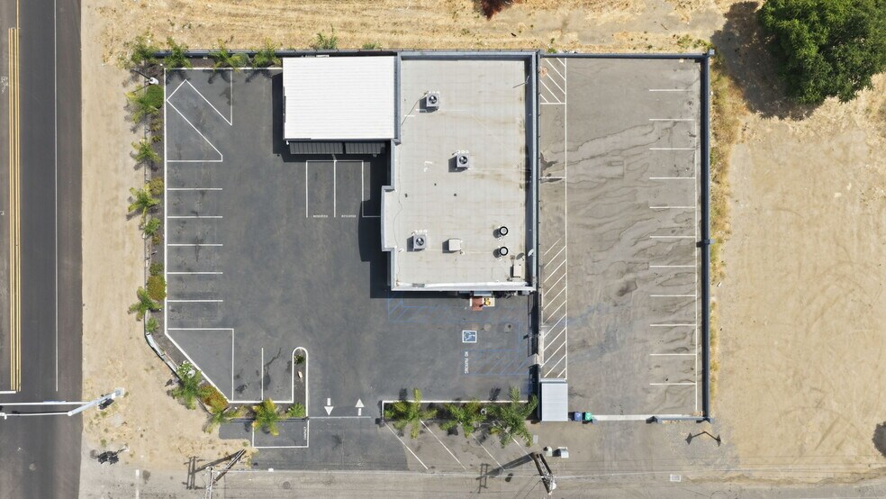 More Photos Of 31502 Riverside Dr, Lake Elsinore Restaurant For Sale