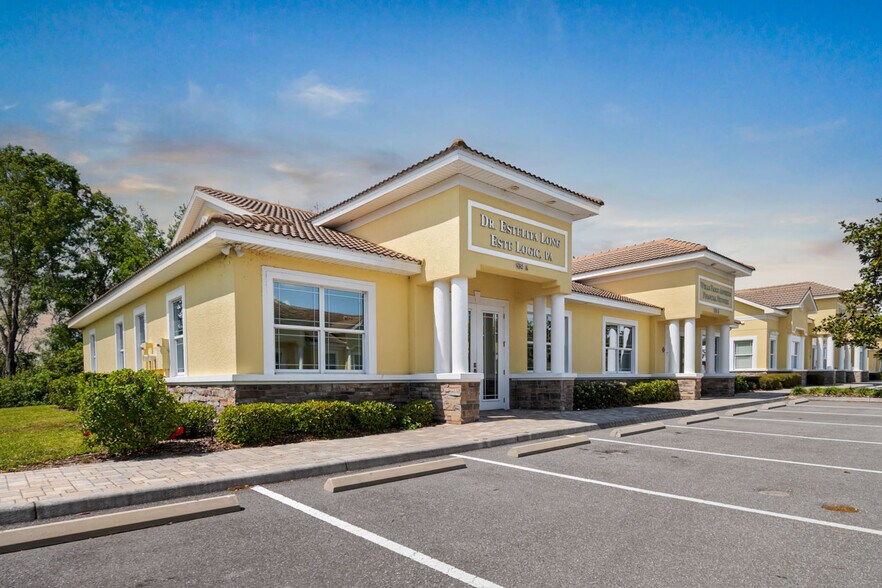 More Photos Of 934 Cypress Village Blvd, Sun City Center Office For Sale