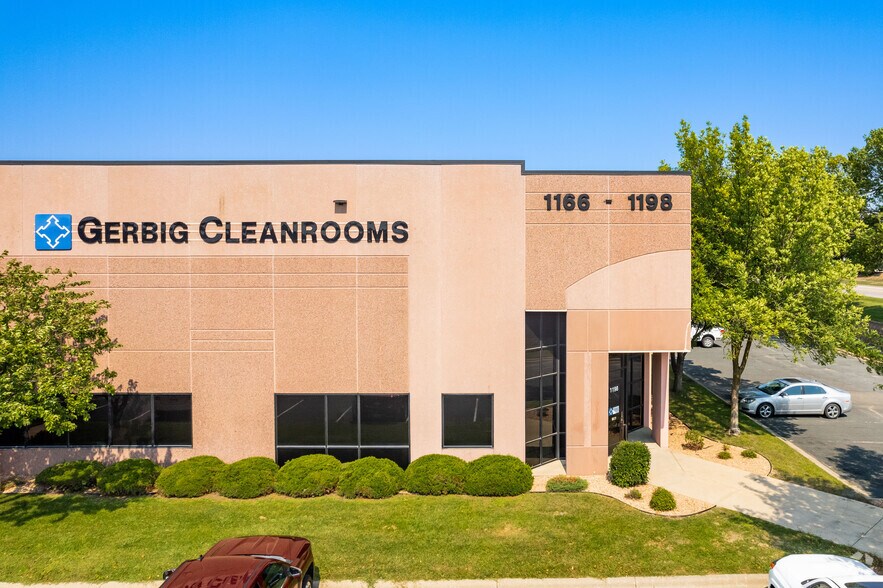 More Photos Of 1166-1200 Cliff Rd E, Burnsville Light Manufacturing For Lease