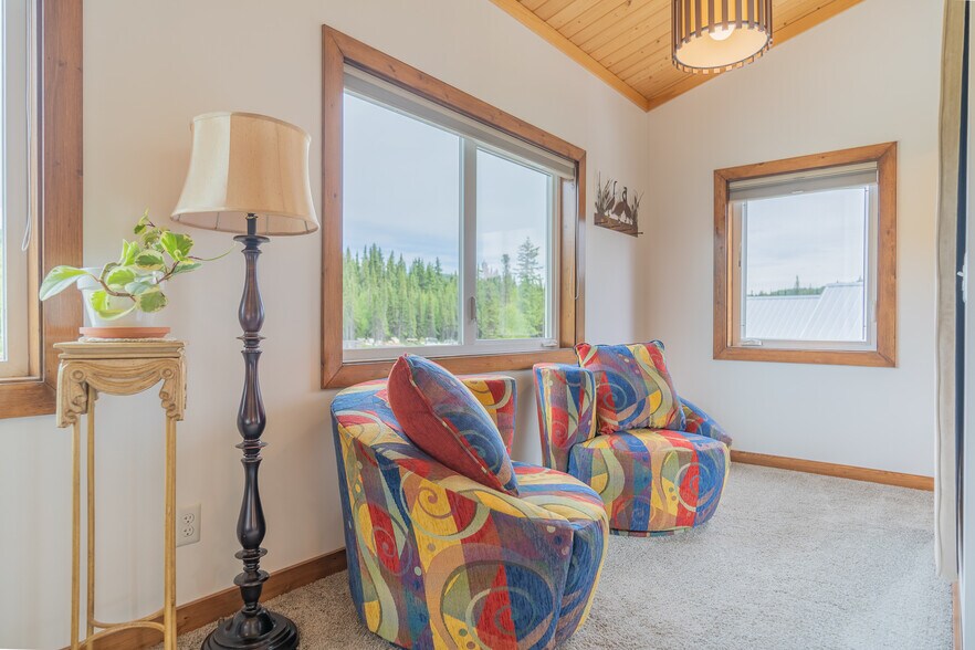 More Photos Of Quartz Lake, Delta Junction Lodge Meeting Hall For Sale