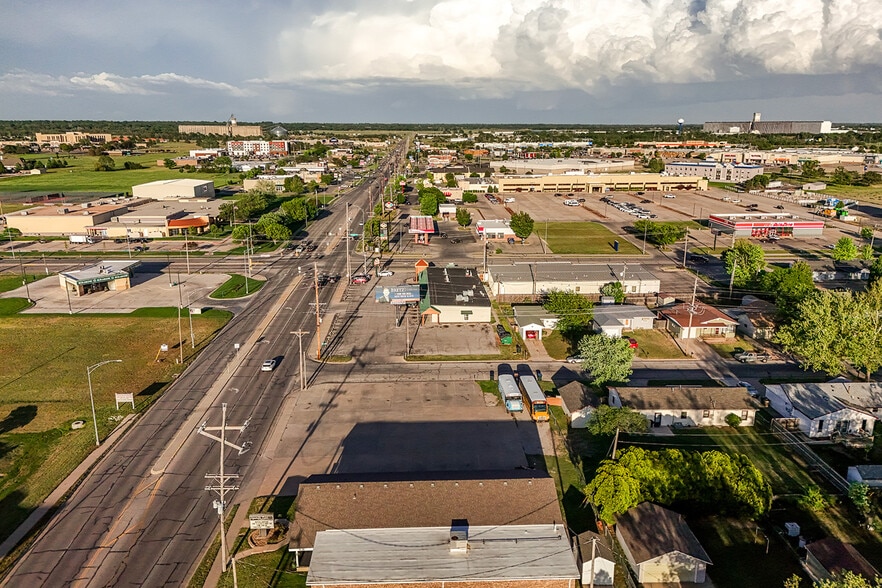 More Photos Of 1319 E 17th Ave, Hutchinson Religious Facility For Sale