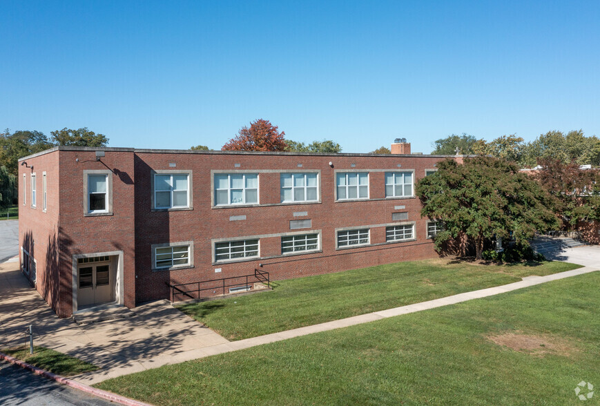 Primary Photo Of 6432 York Road, Baltimore, MD 21212, Baltimore Schools For Lease