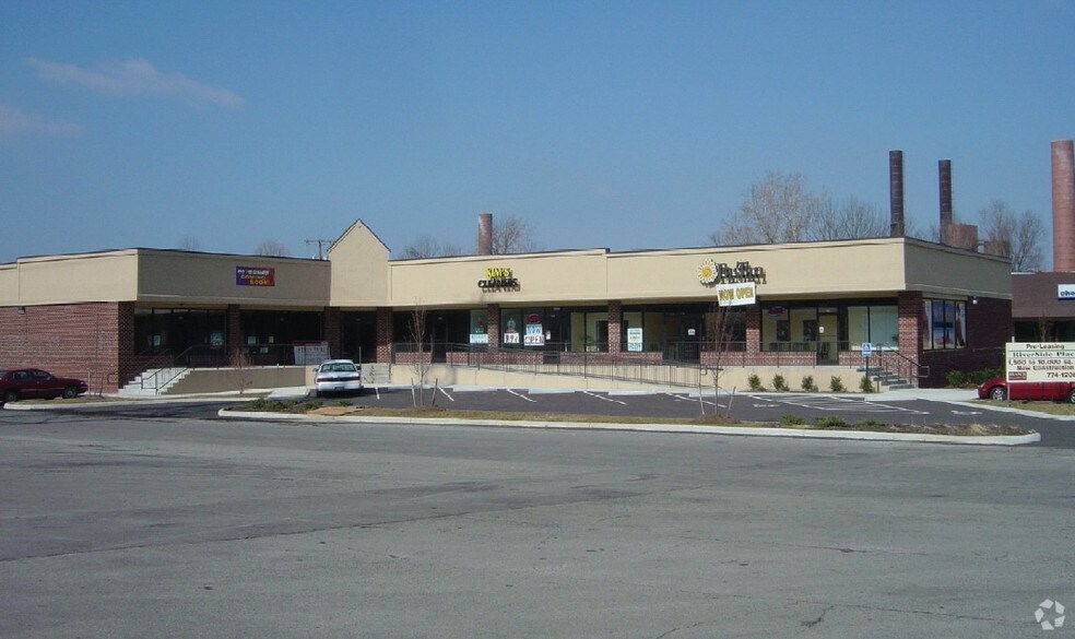 More Photos Of 2155-2177 Bennington St SE, Roanoke Freestanding For Lease