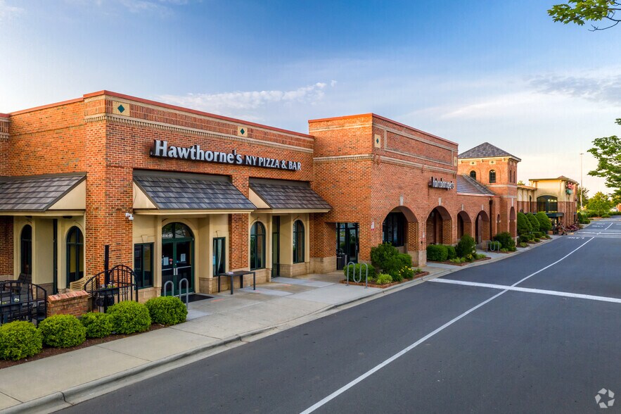 5810 Prosperity Church Rd, Charlotte, NC 28269 Retail For Lease