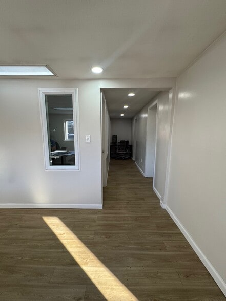 More Photos Of 1421 Nottingham Way, Trenton Office For Sale