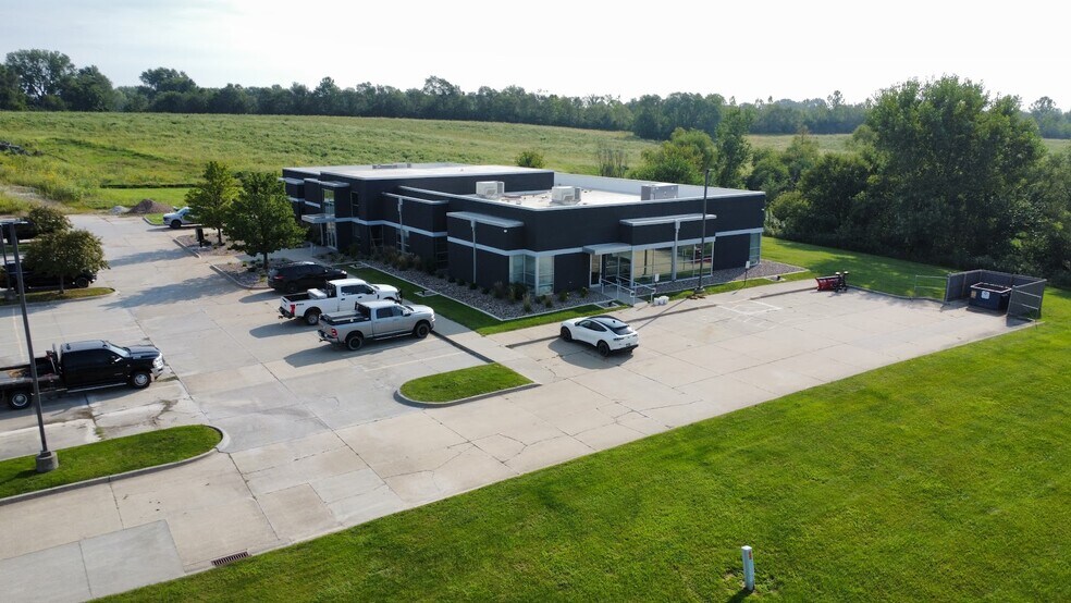 Primary Photo Of 7481 US Hwy 69, Des Moines Medical For Sale