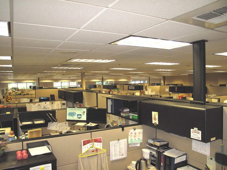 More Photos Of 9320-9328 Telstar Ave, El Monte Light Distribution For Sale