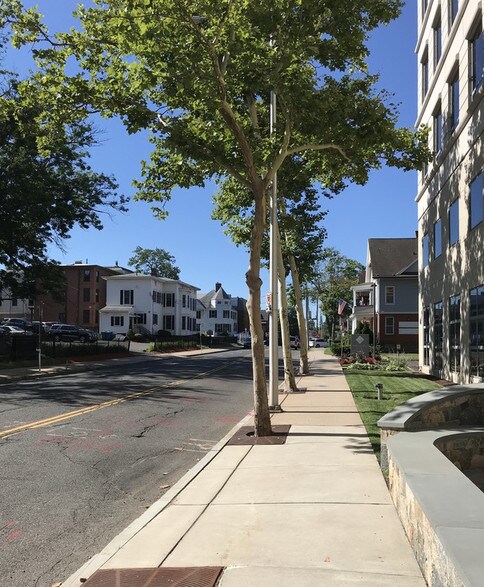 More Photos Of 36 Russ St, Hartford Coworking Space