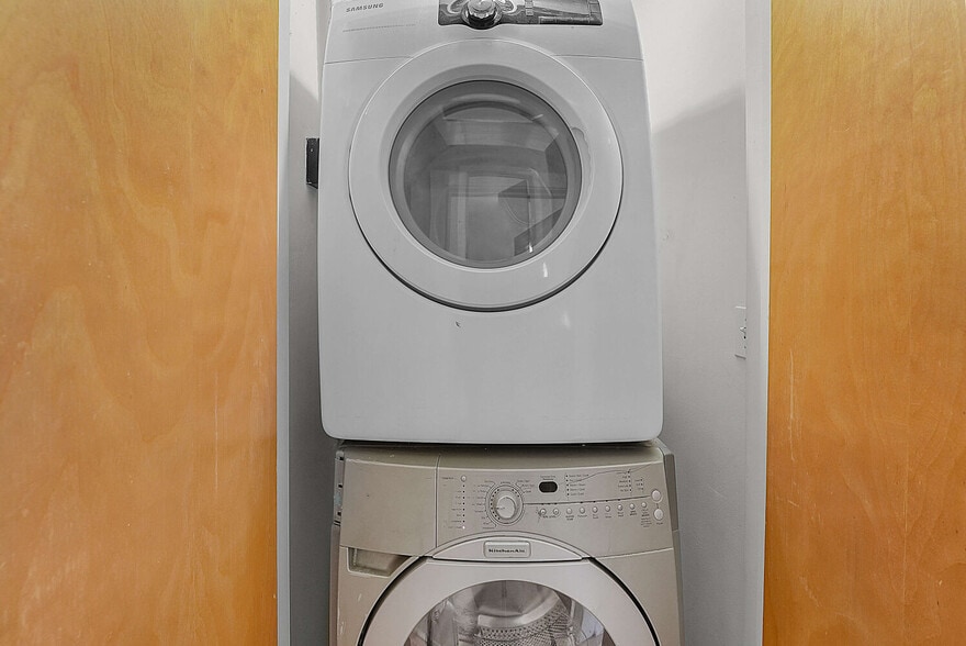 More Photos Of , Saint Louis Multifamily For Sale