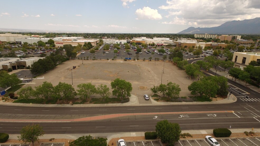 More Photos Of 6401 Uptown Blvd NE, Albuquerque Land For Lease