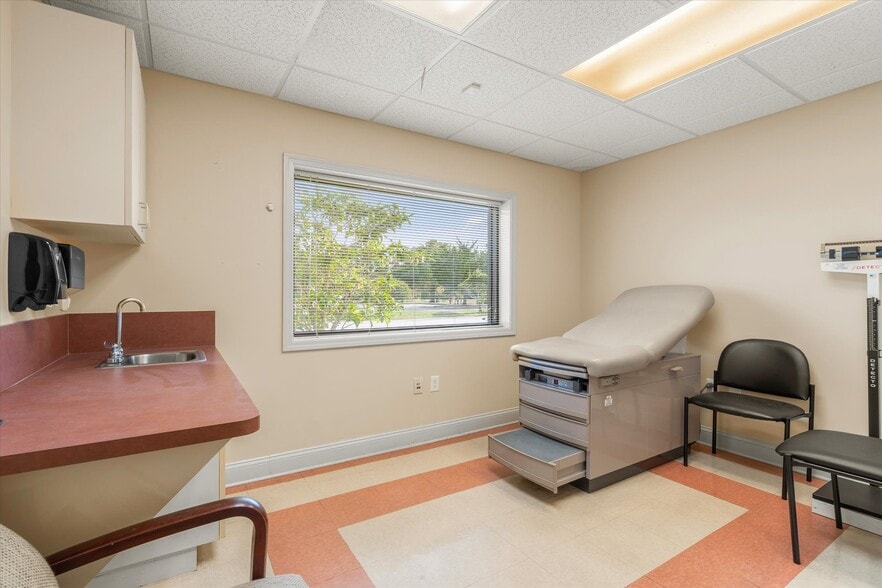 More Photos Of 9 San Bartola Dr, Saint Augustine Medical For Sale