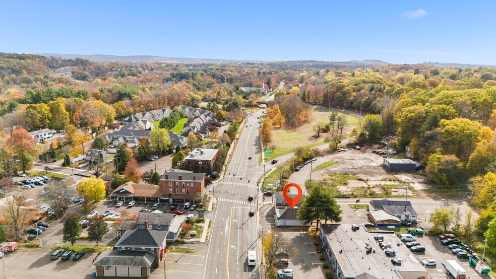 More Photos Of 2980 Whitney Ave, Hamden Storefront Retail Office For Lease