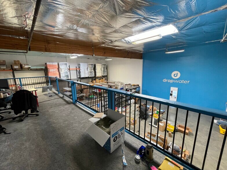 Primary Photo Of 500 Howland St, Redwood City Warehouse For Lease