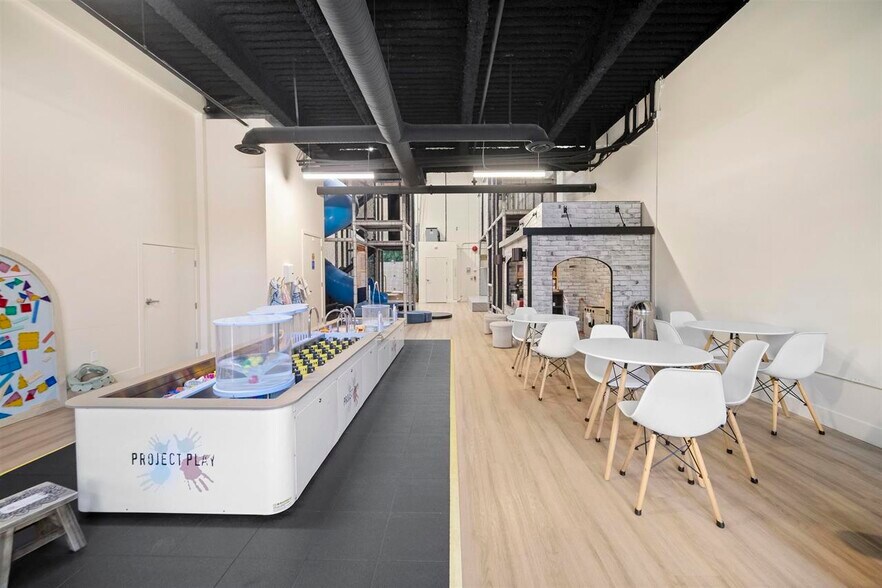 More Photos Of 19748A 86th Av, Langley Warehouse For Sale