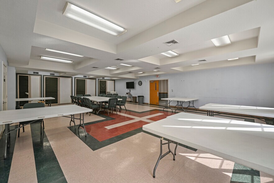 More Photos Of 1202 N Millbend Dr, Spring Religious Facility For Sale