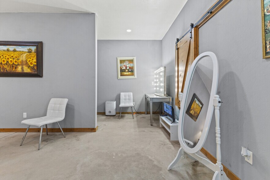 More Photos Of 20500 N 2810 Rd, Kingfisher Lodge Meeting Hall For Sale