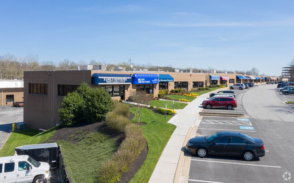 More Photos Of 9502-9644 Deereco Rd, Timonium Flex For Lease