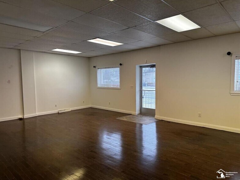 More Photos Of 8736 Swan Creek Rd, Newport Freestanding For Lease