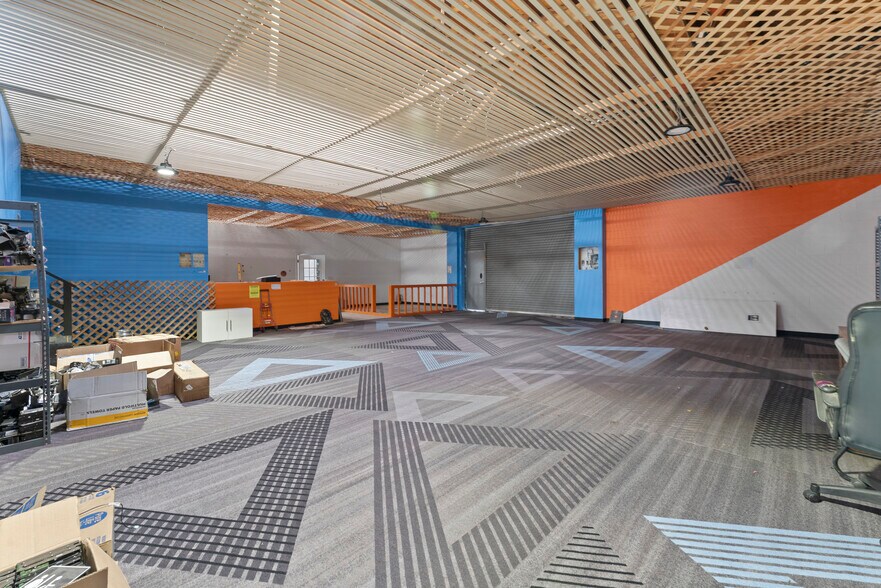 More Photos Of 7679-7691 Thornton Ave, Newark Storefront Retail Office For Sale