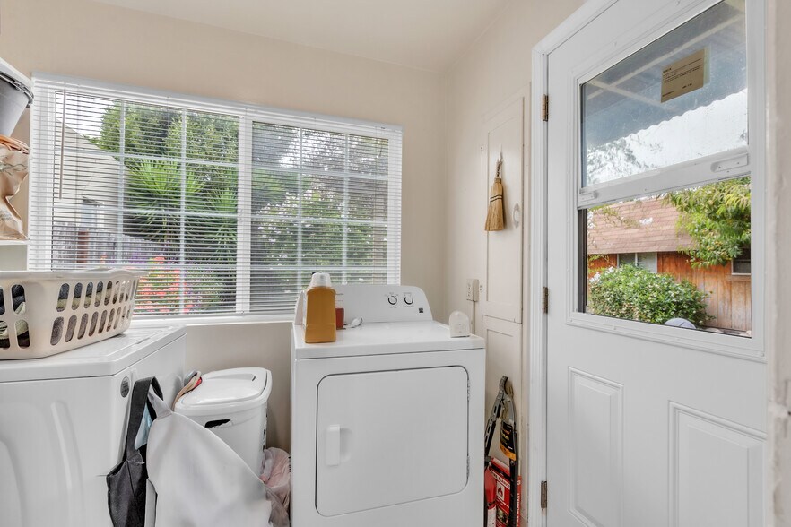 More Photos Of 612 Central Ave, Salinas Multifamily For Sale