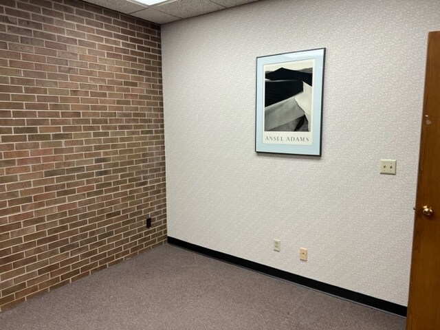 More Photos Of 4777 E State St, Rockford Medical For Sale