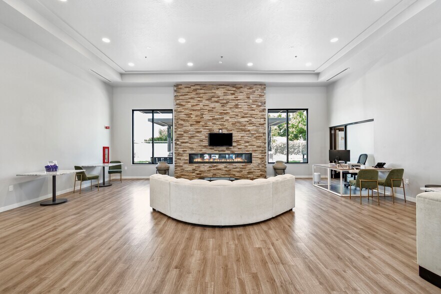 More Photos Of 1275 Caldwell Blvd, Nampa Apartments For Sale