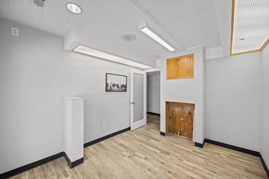 More Photos Of 44 Shoreline Dr, New Bern Medical For Sale