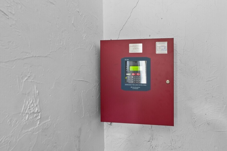 More Photos Of 79 Hamlet Ave, Woonsocket Apartments For Sale