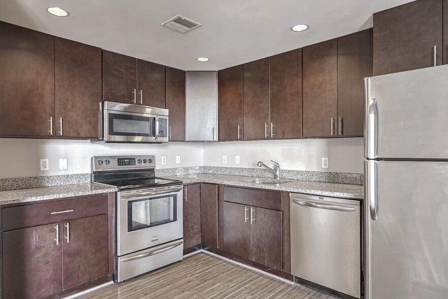 More Photos Of 1825 7th St NW, Washington Apartments For Lease