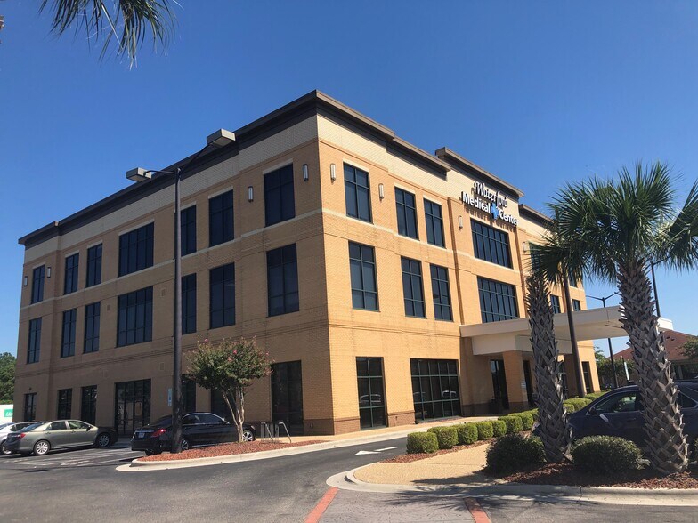 More Photos Of 509 Olde Waterford Way, Leland Office For Lease