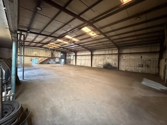 More Photos Of 2009 Johnson Industrial Blvd, Nolensville Manufacturing For Sale
