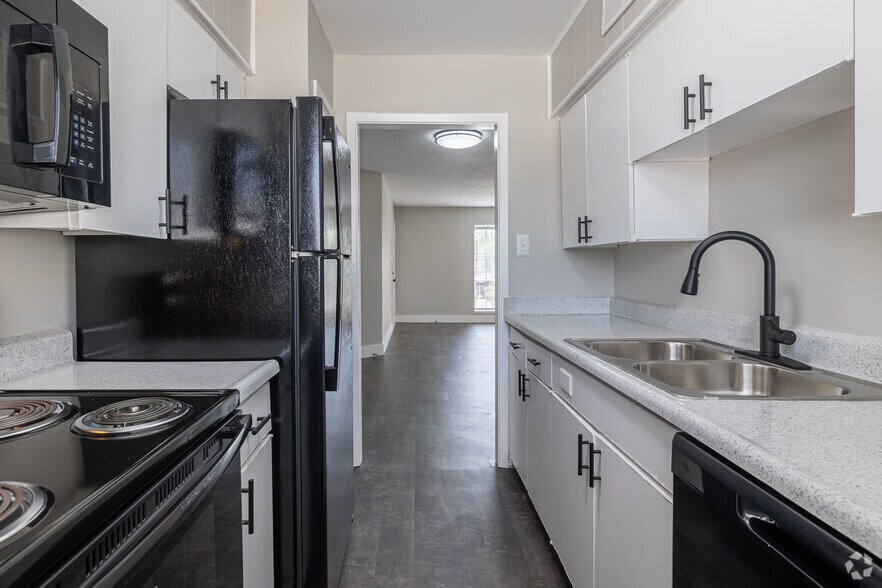 More Photos Of 605 Higdon Ferry Rd, Hot Springs Apartments For Sale