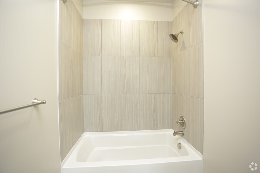 More Photos Of 7900 Conser St, Overland Park Apartments For Sale