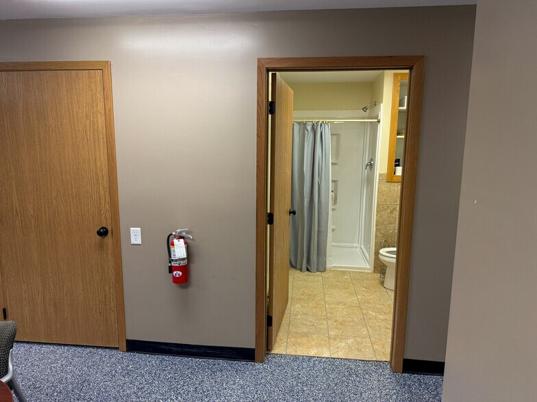 More Photos Of 107 8th Ave SW, Kasson Specialty For Sale