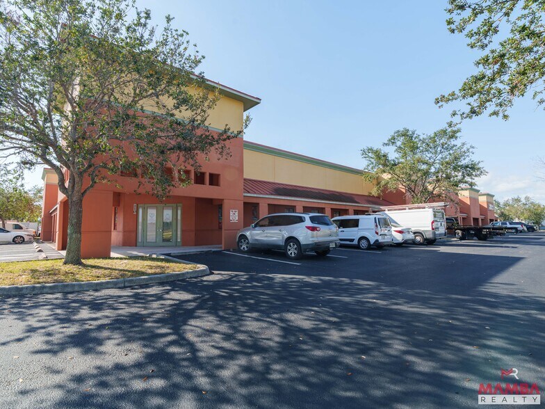 More Photos Of 413 NE Van Loon Ln, Cape Coral Light Distribution For Sale