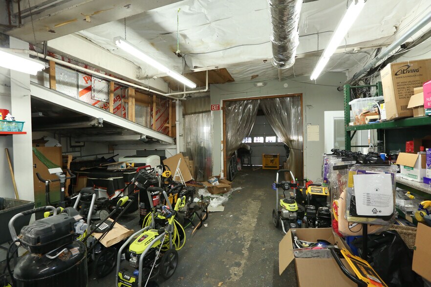 More Photos Of 620 South Ave, Rochester Light Manufacturing For Sale