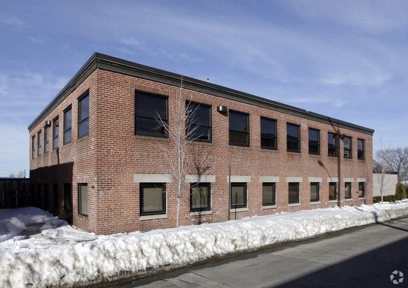 More Photos Of 22 Baker St, Providence Medical For Lease
