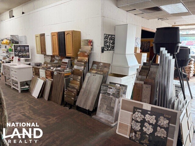 More Photos Of 1243 Washington St, Marion Storefront Retail Office For Sale