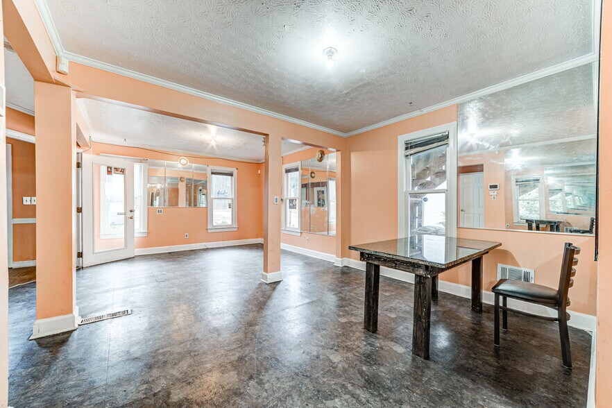 More Photos Of 2893 Mountain Industrial Blvd, Tucker Office For Sale