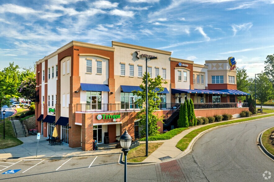 Primary Photo Of 9539 Pinnacle Dr, Charlotte Unknown For Lease