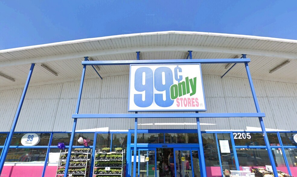 More Photos Of 2205 McHenry Ave, Modesto Freestanding For Lease