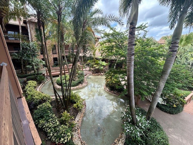 More Photos Of 7800 W Oakland Park Blvd, Sunrise Medical For Lease