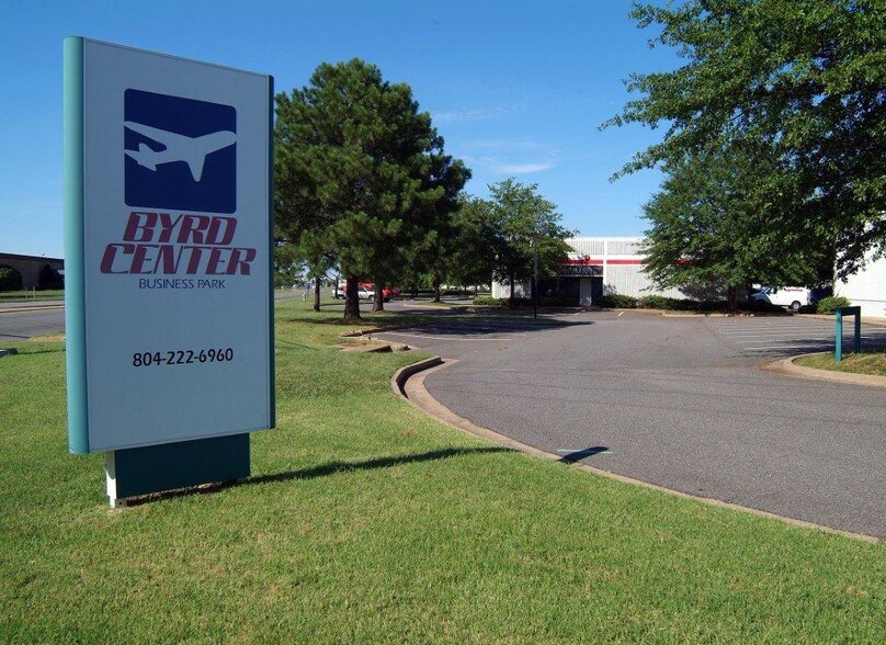 More Photos Of 5625-5663 S Laburnum Ave, Richmond Unknown For Lease