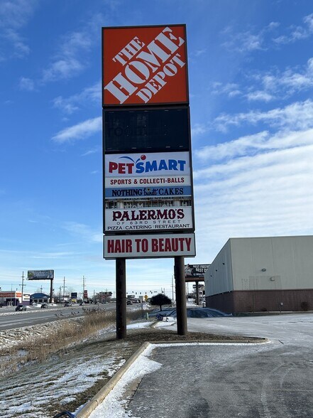 More Photos Of 2885-2891 E 81st Ave, Hobart Freestanding For Lease