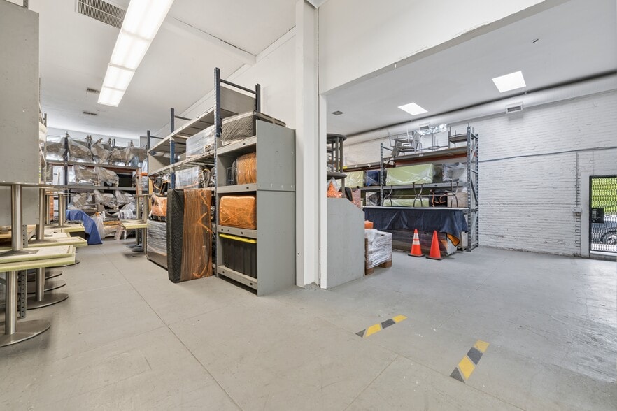 More Photos Of 702 N Van Ness Ave, Los Angeles Storefront For Sale