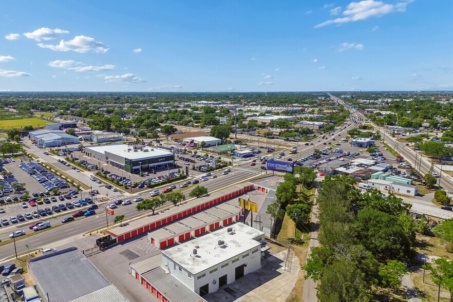 More Photos Of 6536 Lincoln Way N, Saint Petersburg Office For Lease